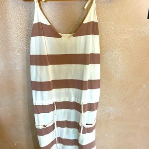 Wishlist brand from Apricot lane cozy tie strap dress with pockets.  Cotton